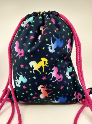 Bild von  Turnsack Softshell bunte Pferde und Sterne